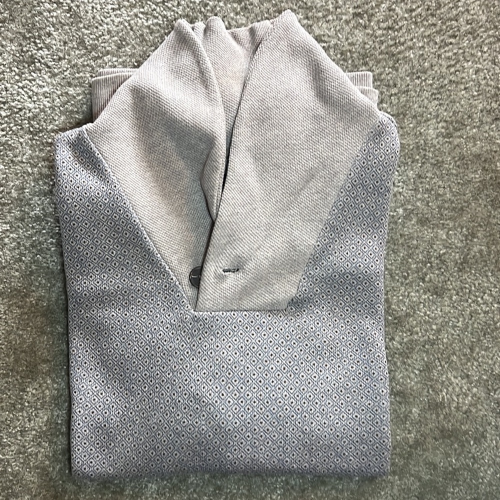 Sweater - Picture 3 of 5
